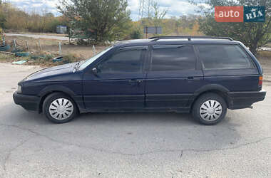 Универсал Volkswagen Passat 1989 в  фото 4 Универсал Volkswagen Passat 1989 в