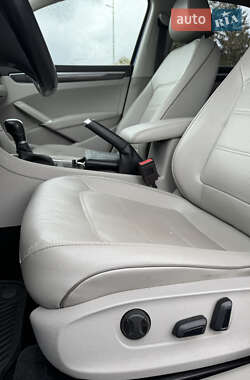 Седан Volkswagen Passat 2017 в 