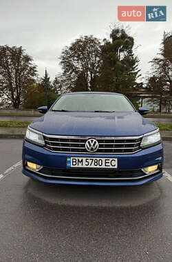 Седан Volkswagen Passat 2017 в 