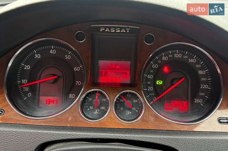 Седан Volkswagen Passat 2006 в Києві