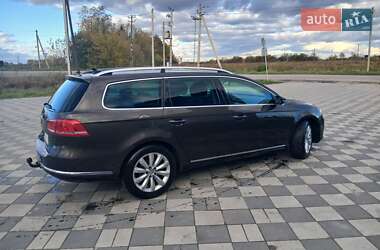 Універсал Volkswagen Passat 2011 в Самборі