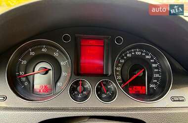 Седан Volkswagen Passat 2005 в 