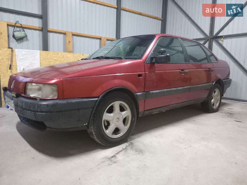 Седан Volkswagen Passat 1988 в Чернобае фото 8 Седан Volkswagen Passat 1988 в Чернобае