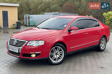 Седан Volkswagen Passat 2005 в  фото 3 Седан Volkswagen Passat 2005 в