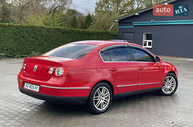 Седан Volkswagen Passat 2005 в  фото 30 Седан Volkswagen Passat 2005 в