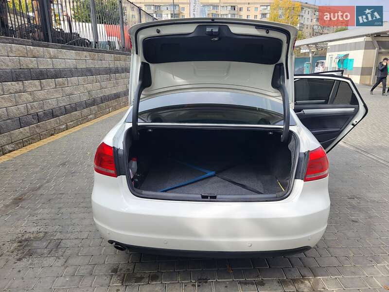 Седан Volkswagen Passat 2012 в Одесі фото 14 Седан Volkswagen Passat 2012 в Одесі