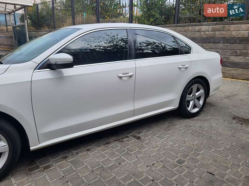 Седан Volkswagen Passat 2012 в Одесі фото 22 Седан Volkswagen Passat 2012 в Одесі