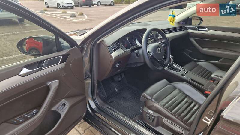 Седан Volkswagen Passat 2016 в Житомире фото 17 Седан Volkswagen Passat 2016 в Житомире