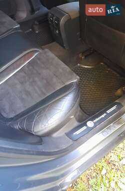 Универсал Volkswagen Passat 2006 в  фото 13 Универсал Volkswagen Passat 2006 в