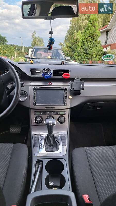 Универсал Volkswagen Passat 2009 в Житомире