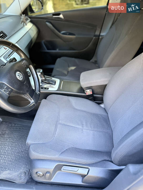 Седан Volkswagen Passat 2009 в Днепре фото 24 Седан Volkswagen Passat 2009 в Днепре