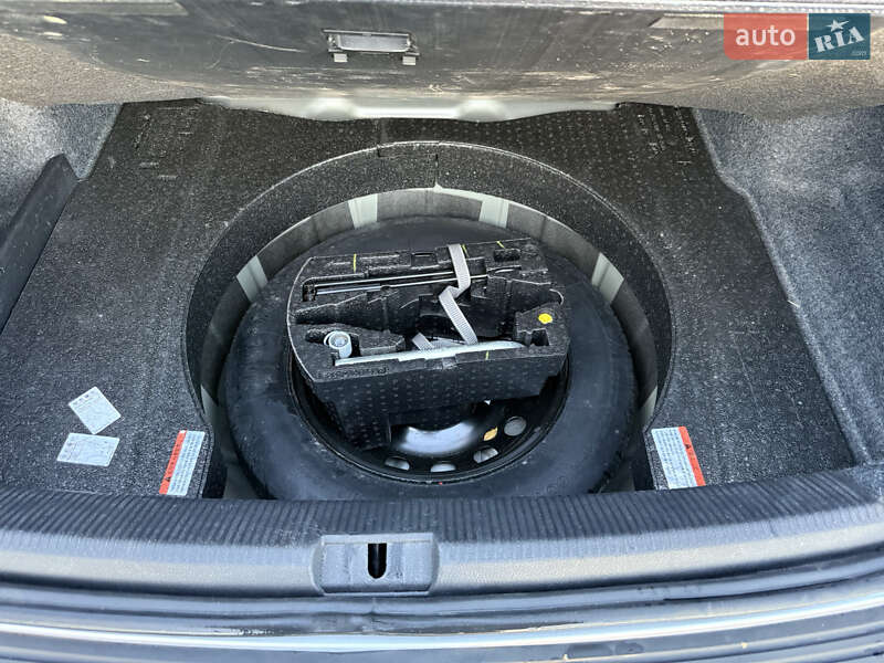 Седан Volkswagen Passat 2015 в Дніпрі фото 18 Седан Volkswagen Passat 2015 в Дніпрі