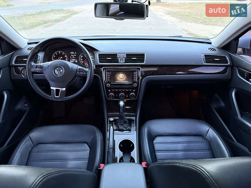 Седан Volkswagen Passat 2015 в Дніпрі фото 24 Седан Volkswagen Passat 2015 в Дніпрі
