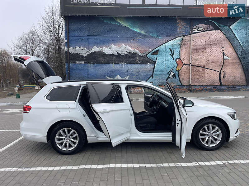 Універсал Volkswagen Passat 2015 в Луцьку фото 22 Універсал Volkswagen Passat 2015 в Луцьку