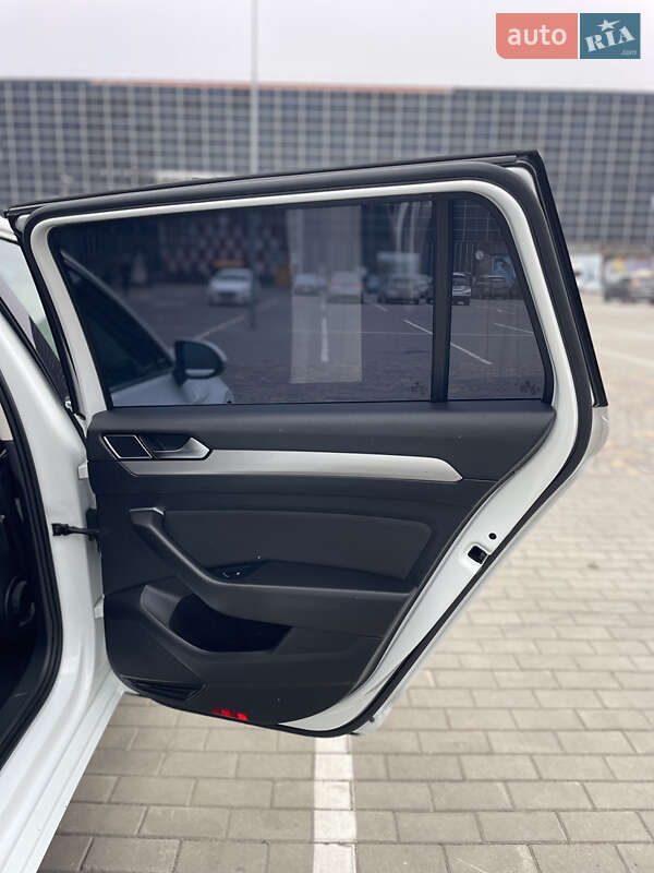 Універсал Volkswagen Passat 2015 в Луцьку фото 42 Універсал Volkswagen Passat 2015 в Луцьку