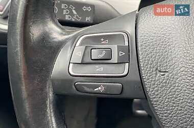 Седан Volkswagen Passat 2014 в 