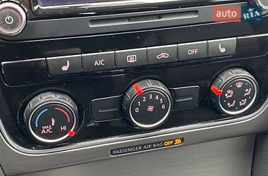 Седан Volkswagen Passat 2014 в 