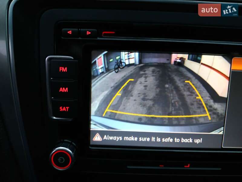 Седан Volkswagen Passat 2015 в Харькове