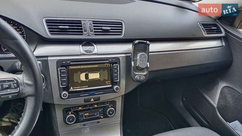 Универсал Volkswagen Passat 2011 в Шептицькому фото 19 Универсал Volkswagen Passat 2011 в Шептицькому