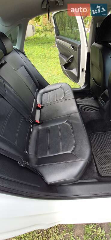 Седан Volkswagen Passat 2013 в Павлыше фото 16 Седан Volkswagen Passat 2013 в Павлыше