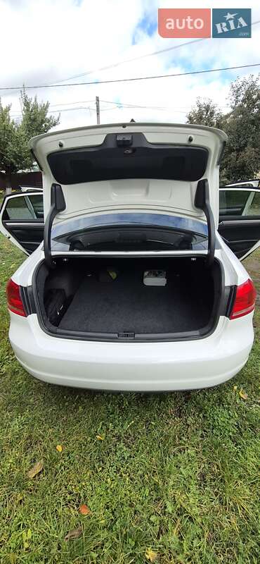 Седан Volkswagen Passat 2013 в Павлыше фото 19 Седан Volkswagen Passat 2013 в Павлыше