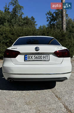 Седан Volkswagen Passat 2012 в 
