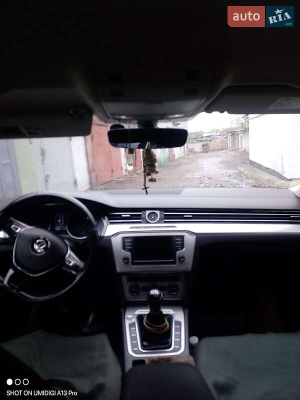 Универсал Volkswagen Passat 2016 в Житомире фото 9 Универсал Volkswagen Passat 2016 в Житомире
