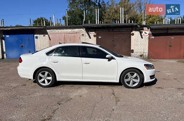 Седан Volkswagen Passat 2012 в 