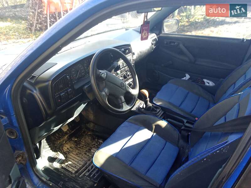 Седан Volkswagen Passat 1989 в Ивано-Франковске фото 5 Седан Volkswagen Passat 1989 в Ивано-Франковске