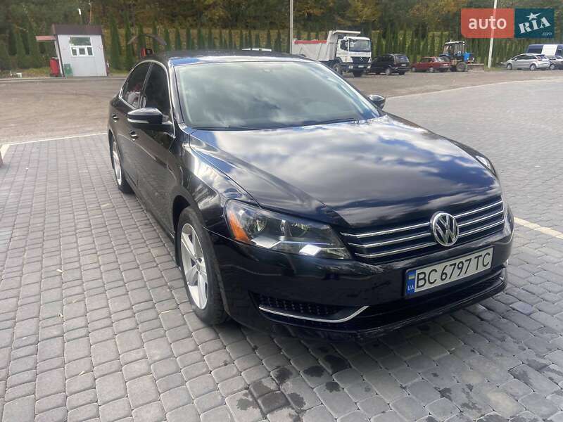 Седан Volkswagen Passat 2013 в Бобрке