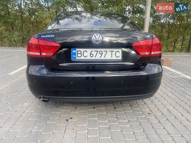 Седан Volkswagen Passat 2013 в Бобрке