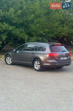 Универсал Volkswagen Passat 2015 в 