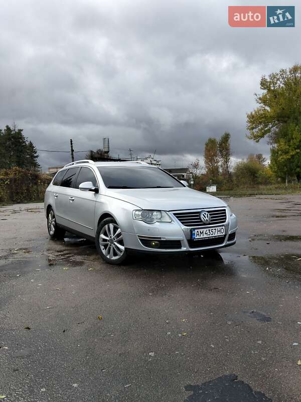 Универсал Volkswagen Passat 2005 в  фото Универсал Volkswagen Passat 2005 в