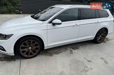 Універсал Volkswagen Passat 2020 в 