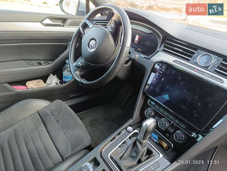 Універсал Volkswagen Passat 2017 в Смілі
