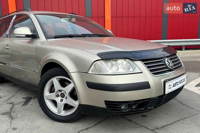 Універсал Volkswagen Passat 2004 в Києві