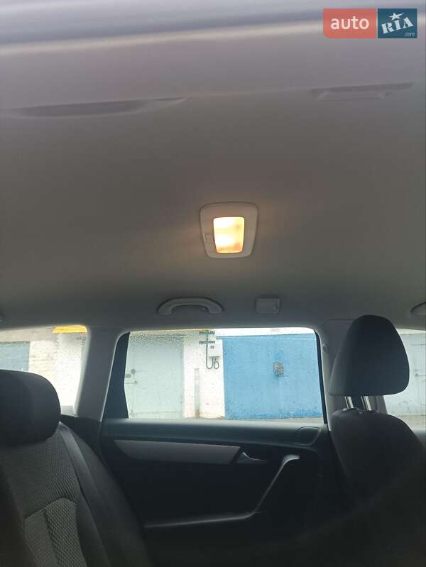 Універсал Volkswagen Passat 2010 в Полтаві фото 23 Універсал Volkswagen Passat 2010 в Полтаві