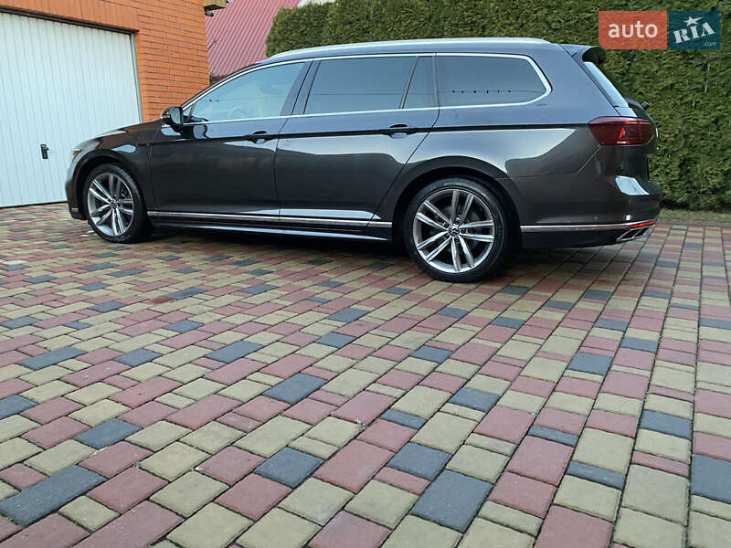 Универсал Volkswagen Passat 2021 в Луцке