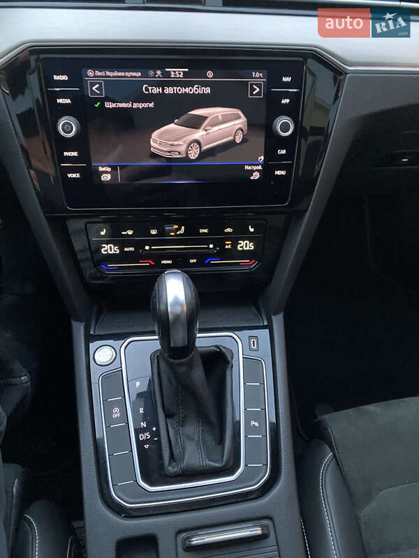 Универсал Volkswagen Passat 2021 в Луцке