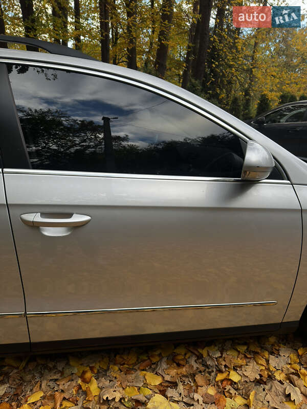 Универсал Volkswagen Passat 2008 в Трускавце