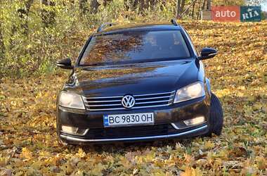 Универсал Volkswagen Passat 2012 в Тернополе