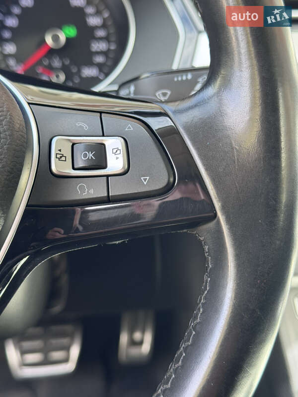 Универсал Volkswagen Passat 2015 в Одессе фото 18 Универсал Volkswagen Passat 2015 в Одессе