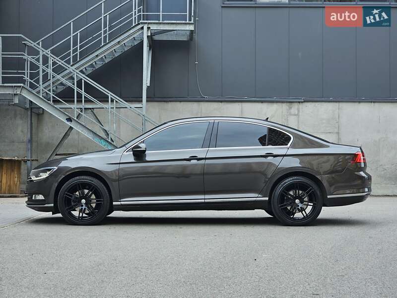 Седан Volkswagen Passat 2017 в Киеве фото 2 Седан Volkswagen Passat 2017 в Киеве