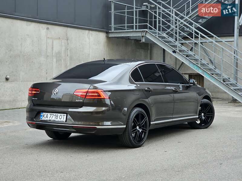 Седан Volkswagen Passat 2017 в Киеве фото 5 Седан Volkswagen Passat 2017 в Киеве