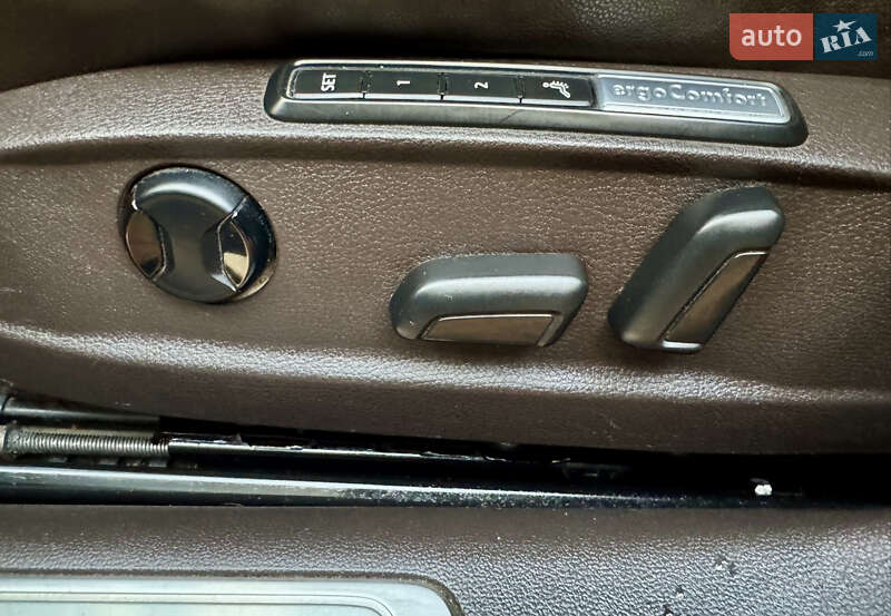 Седан Volkswagen Passat 2015 в Киеве