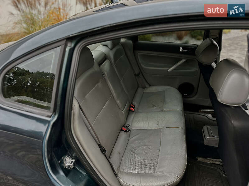 Седан Volkswagen Passat 1997 в Луцке