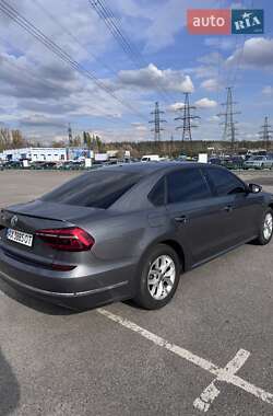 Седан Volkswagen Passat 2017 в 