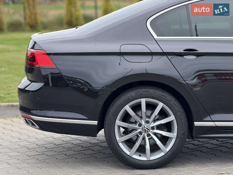 Седан Volkswagen Passat 2022 в Луцьку фото 40 Седан Volkswagen Passat 2022 в Луцьку