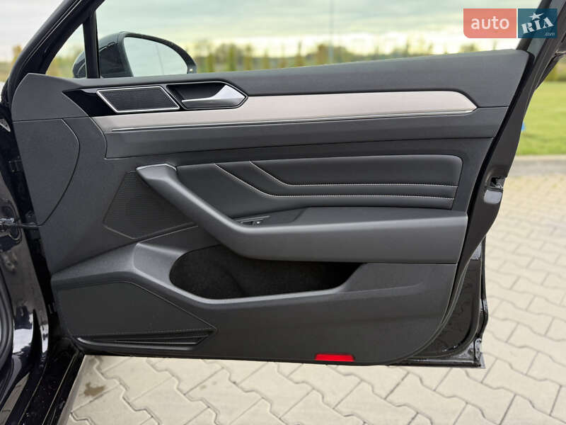 Седан Volkswagen Passat 2022 в Луцьку фото 88 Седан Volkswagen Passat 2022 в Луцьку