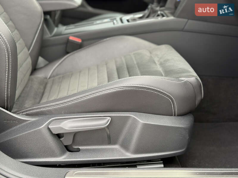 Седан Volkswagen Passat 2022 в Луцьку фото 94 Седан Volkswagen Passat 2022 в Луцьку
